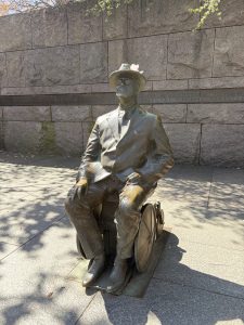FDR Memorial Statue