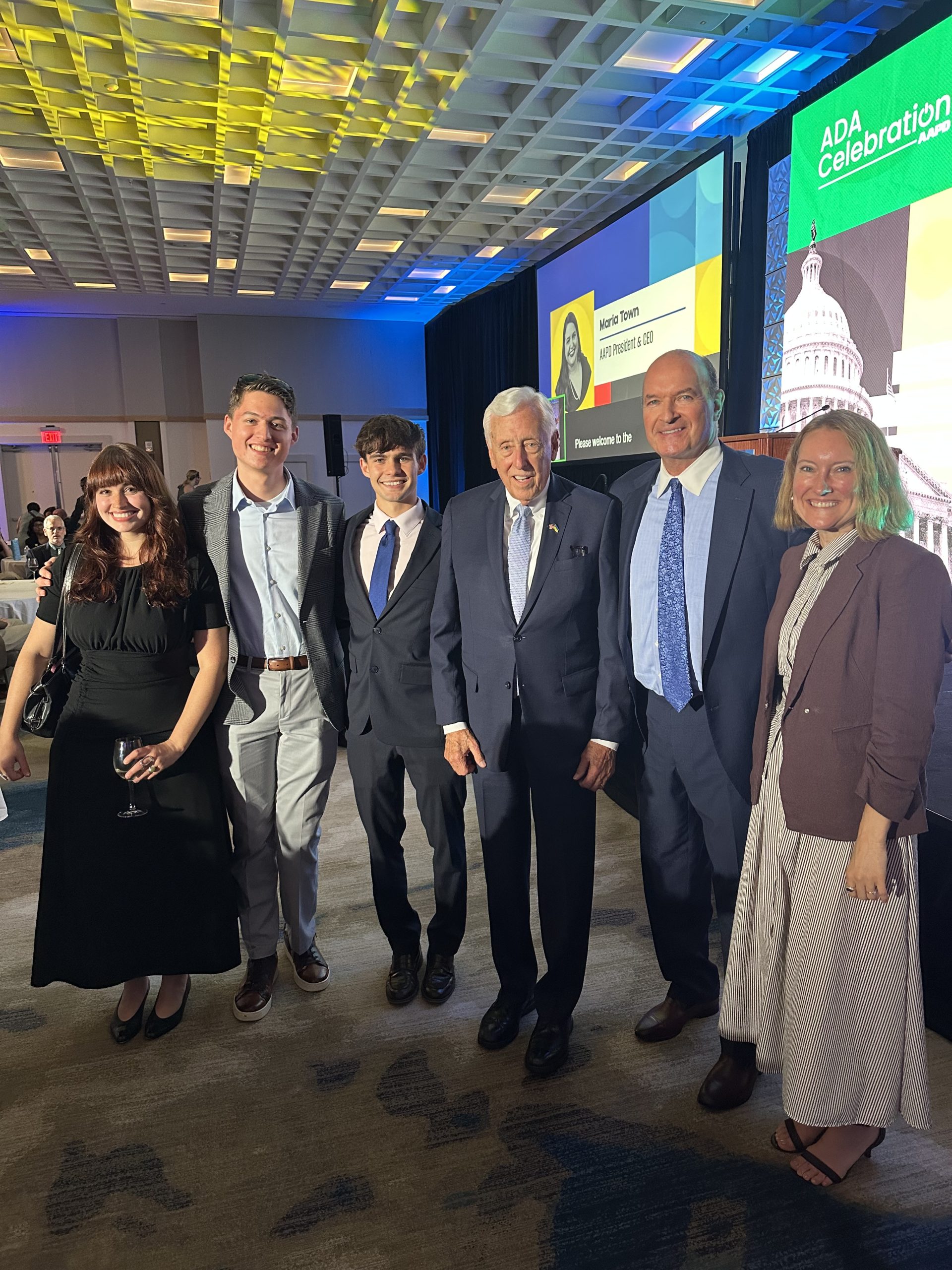 From Left to Right: Zoe Murray, Powers Legislative Project Assistant; Elijah Brummond, NAAOP 2026 Breece Fellow; Emilio Hooper-Erades, Powers Summer Legislative Intern; Congressman Steny H. Hoyer; Peter Thomas, Powers Managing Partner; Ashlie White, AOPA Senior Director of External Affairs